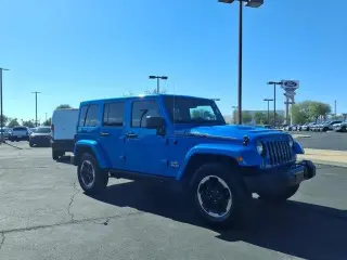 Jeep Wrangler Unlimited 2014 4x4 Sahara 4dr SUV