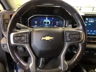 Chevrolet Silverado 1500 2022 4x4 LTZ 4dr Crew Cab 5.8 ft. SB