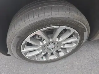 GMC Acadia 2023 4x4 Denali 4dr SUV