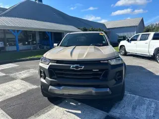 Chevrolet Colorado 2024 4x4 Trail Boss 4dr Crew Cab 5 ft. SB