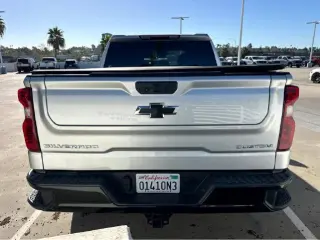 Chevrolet Silverado 1500 2022 4x4 Custom Trail Boss 4dr Crew Cab 5.8 ft. SB