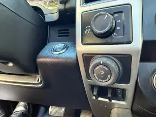 Ford F-150 2019 4x4 Lariat 4dr SuperCrew 6.5 ft. SB