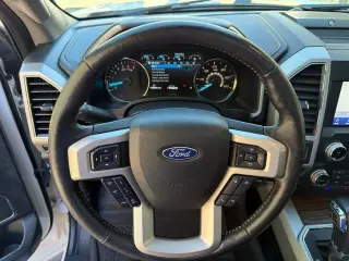 Ford F-150 2019 4x4 Lariat 4dr SuperCrew 6.5 ft. SB