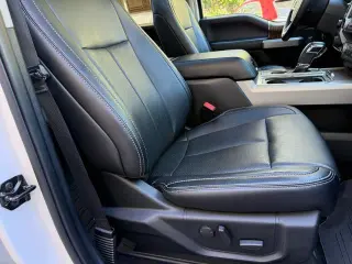 Ford F-150 2019 4x4 Lariat 4dr SuperCrew 6.5 ft. SB