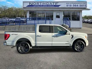 Ford F-150 2023 4x4 XLT 4dr SuperCrew 5.5 ft. SB