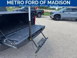 Ford F-150 2021 4x4 XL 4dr SuperCrew 5.5 ft. SB