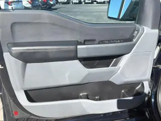 Ford F-150 2021 4x4 XLT 4dr SuperCab con cabina de 6.5 pies de longitud