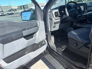 Ford F-150 2021 4x4 XLT 4dr SuperCab con cabina de 6.5 pies de longitud