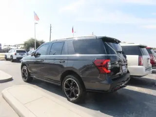 Ford Expedition 2023 4x2 Limited 4dr SUV