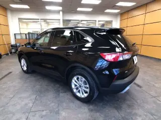 Ford Escape 2021 AWD SE 4dr SUV