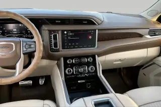 GMC Yukon XL 2022 4x2 Denali 4puertas SUV