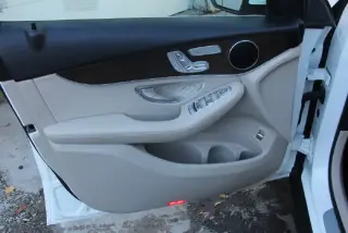 Mercedes-Benz GLC 2019 AWD GLC 300 4MATIC 4dr SUV