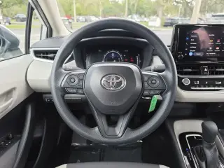 Toyota Corolla 2026 LE 4dr Sedán