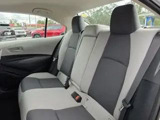 Toyota Corolla 2026 LE 4dr Sedán