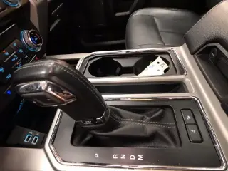 Ford F-150 2018 4x4 Lariat 4dr SuperCrew 5.5 ft. SB