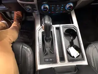 Ford F-150 2018 4x4 Lariat 4dr SuperCrew 5.5 ft. SB