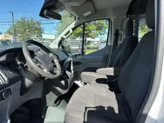 Ford Transit 2017 250 3 puertas Teta Techo Bajo Furgoneta de Carga con Puertas Laterales del Pasajero 60/40