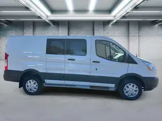 Ford Transit 2017 250 3 puertas Teta Techo Bajo Furgoneta de Carga con Puertas Laterales del Pasajero 60/40