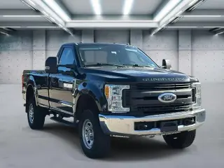 Ford F-350 Super Duty 2017 4x4 XL 2dr Regular Cab 8 ft. LB SRW Pickup