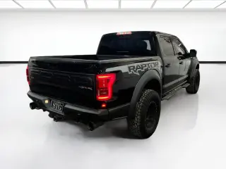 Ford F-150 2018 4x4 Raptor 4dr SuperCrew 5.5 ft. SB