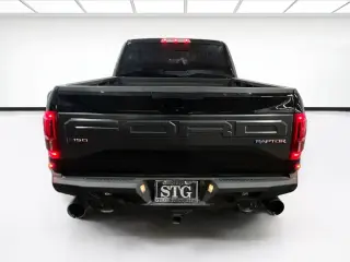 Ford F-150 2018 4x4 Raptor 4dr SuperCrew 5.5 ft. SB