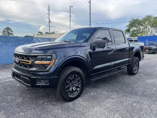 Ford F-150 2024 4x4 Tremor 4 puertas SuperCrew SB 5.5 pies