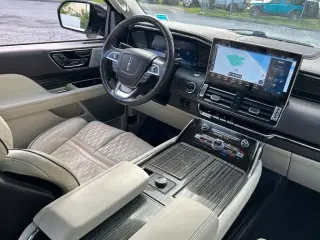 Lincoln Navigator L 2022 4x4 Black Label SUV de 4 puertas
