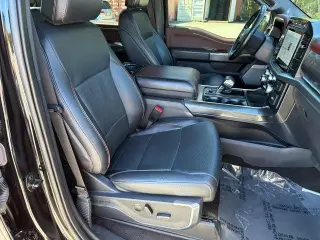 Ford F-150 2023 4x4 Lariat 4dr SuperCrew 5.5 ft. SB