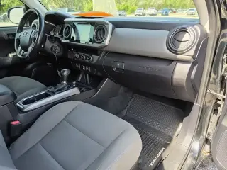 Toyota Tacoma 2018 4x2 TRD Off-Road 4dr Double Cab 5.0 ft SB