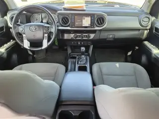 Toyota Tacoma 2018 4x2 TRD Off-Road 4dr Double Cab 5.0 ft SB