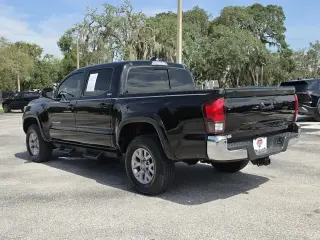 Toyota Tacoma 2018 4x2 TRD Off-Road 4dr Double Cab 5.0 ft SB