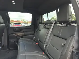 Chevrolet Silverado 1500 2021 4x4 High Country 4dr Crew Cab 5.8 ft. SB