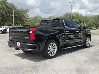 Chevrolet Silverado 1500 2021 4x4 High Country 4dr Crew Cab 5.8 ft. SB
