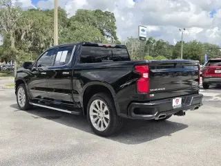 Chevrolet Silverado 1500 2021 4x4 High Country 4dr Crew Cab 5.8 ft. SB