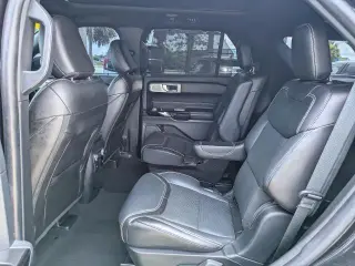 Ford Explorer 2021 con tracción en las cuatro ruedas ST 4dr SUV