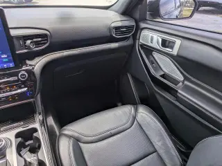 Ford Explorer 2021 con tracción en las cuatro ruedas ST 4dr SUV