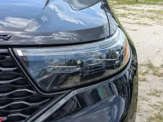 Ford Explorer 2021 con tracción en las cuatro ruedas ST 4dr SUV