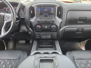 Chevrolet Silverado 1500 2021 4x4 RST 4 puertas Cabina Doble Caja Corta de 5.8 pies