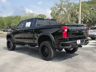 Chevrolet Silverado 1500 2021 4x4 RST 4 puertas Cabina Doble Caja Corta de 5.8 pies