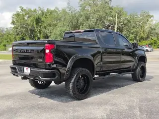 Chevrolet Silverado 1500 2021 4x4 RST 4 puertas Cabina Doble Caja Corta de 5.8 pies