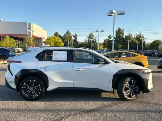 Toyota bZ4X 2023 Limited 4dr Crossover