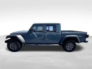Jeep Gladiator 2025 4x4 Mojave 4dr Crew Cab 5.0 ft. SB