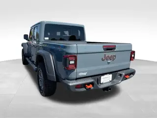 Jeep Gladiator 2025 4x4 Mojave 4dr Crew Cab 5.0 ft. SB