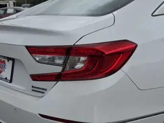 Honda Accord Hybrid 2022 Touring Sedán 4 puertas