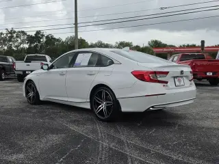 Honda Accord Hybrid 2022 Touring Sedán 4 puertas