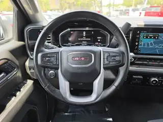 GMC Sierra 1500 2025 4x4 SLT 4dr Crew Cab 5.8 ft. SB