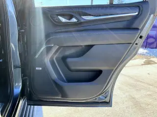 GMC Yukon 2021 4x4 Denali SUV de 4 puertas