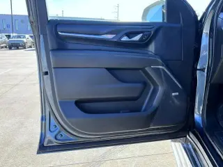 GMC Yukon 2021 4x4 Denali SUV de 4 puertas
