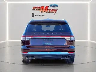 Lincoln Aviator 2022 AWD Reserve 4dr SUV
