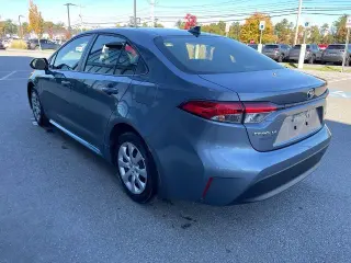 Toyota Corolla 2024 LE 4dr Sedán